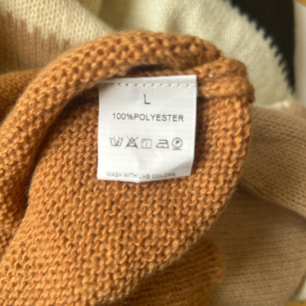 Colorblock Women's Sweater - Picture 3 of 3